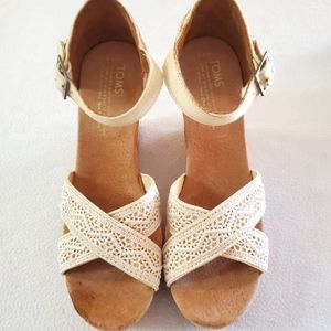 Toms Wedges